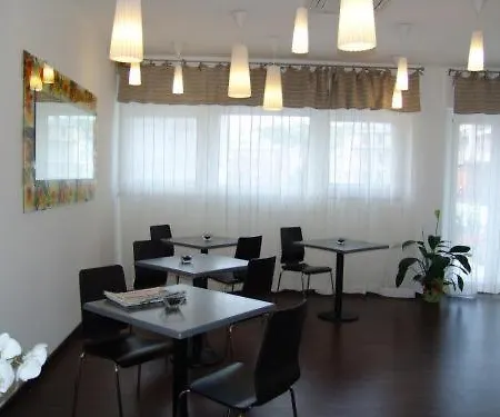 Hotell Milano 3*