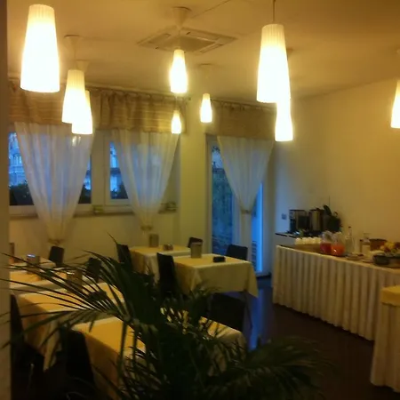 Milano Hotel 3*