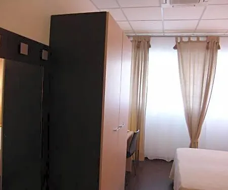 Milano Hotell 3*
