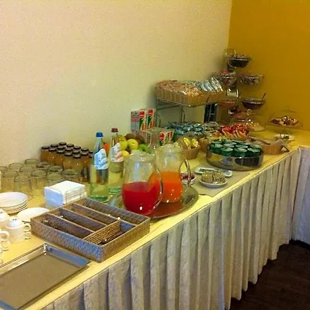 Milano 3* Ancona