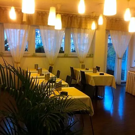 Hotell Milano Ancona
